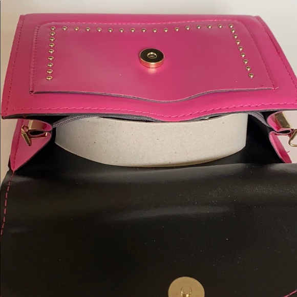Trendy pink fashion crossbody handbag purse - Picture 6 of 9